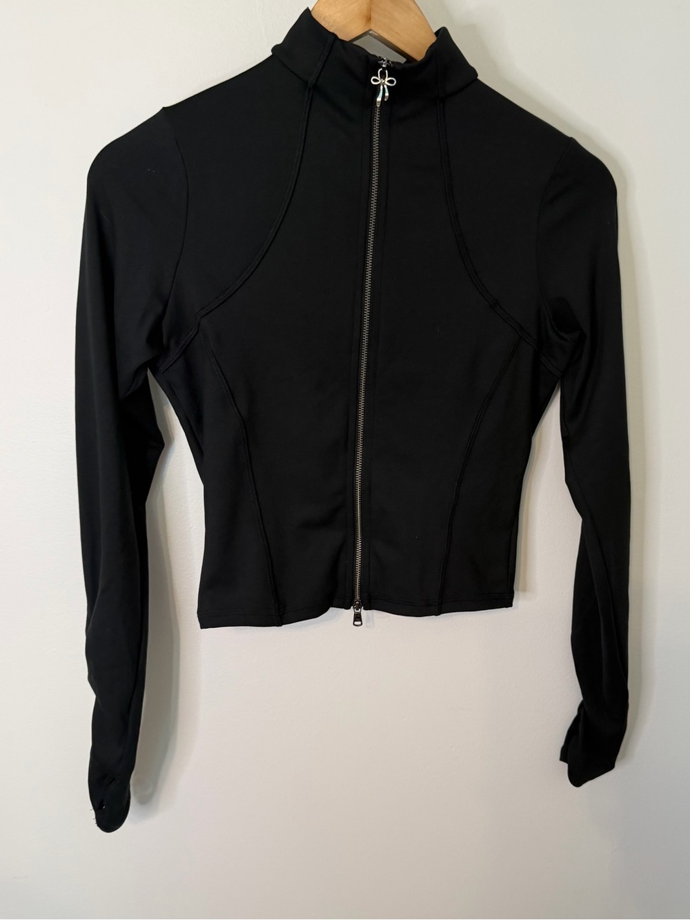 Gilly Hicks Recharge Women’s Black Cropped Full Bow Zip Active Jacket Small